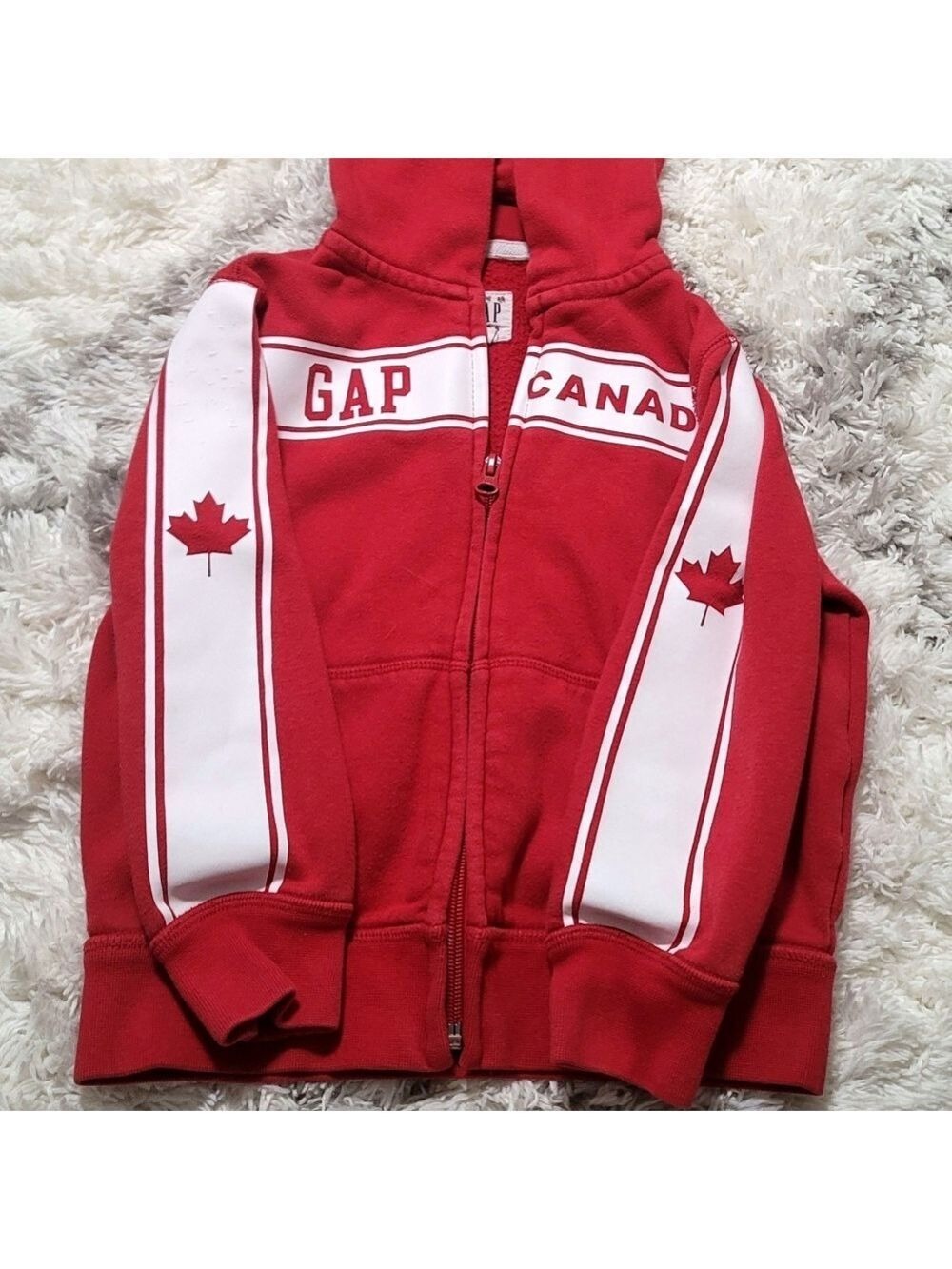 Gap Canada 🇨🇦 Petite Kids Red Fleece Hoodie Size XS